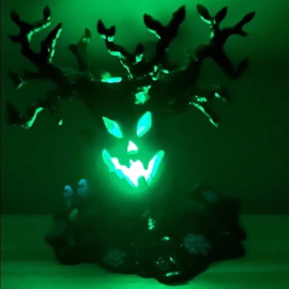 Bath & Body Works Accents Bath Body Works Monster Tree Pedistal